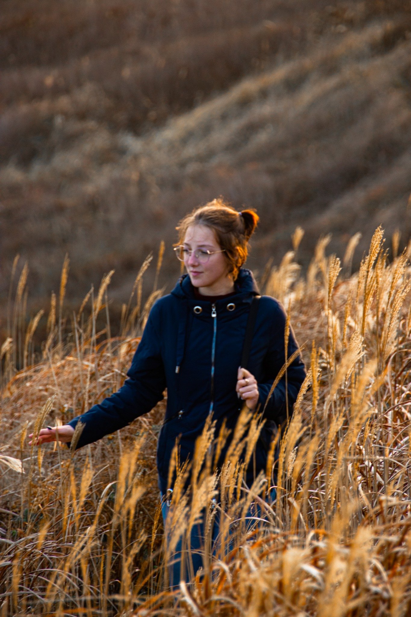 Outdoor — Девушка и ветер